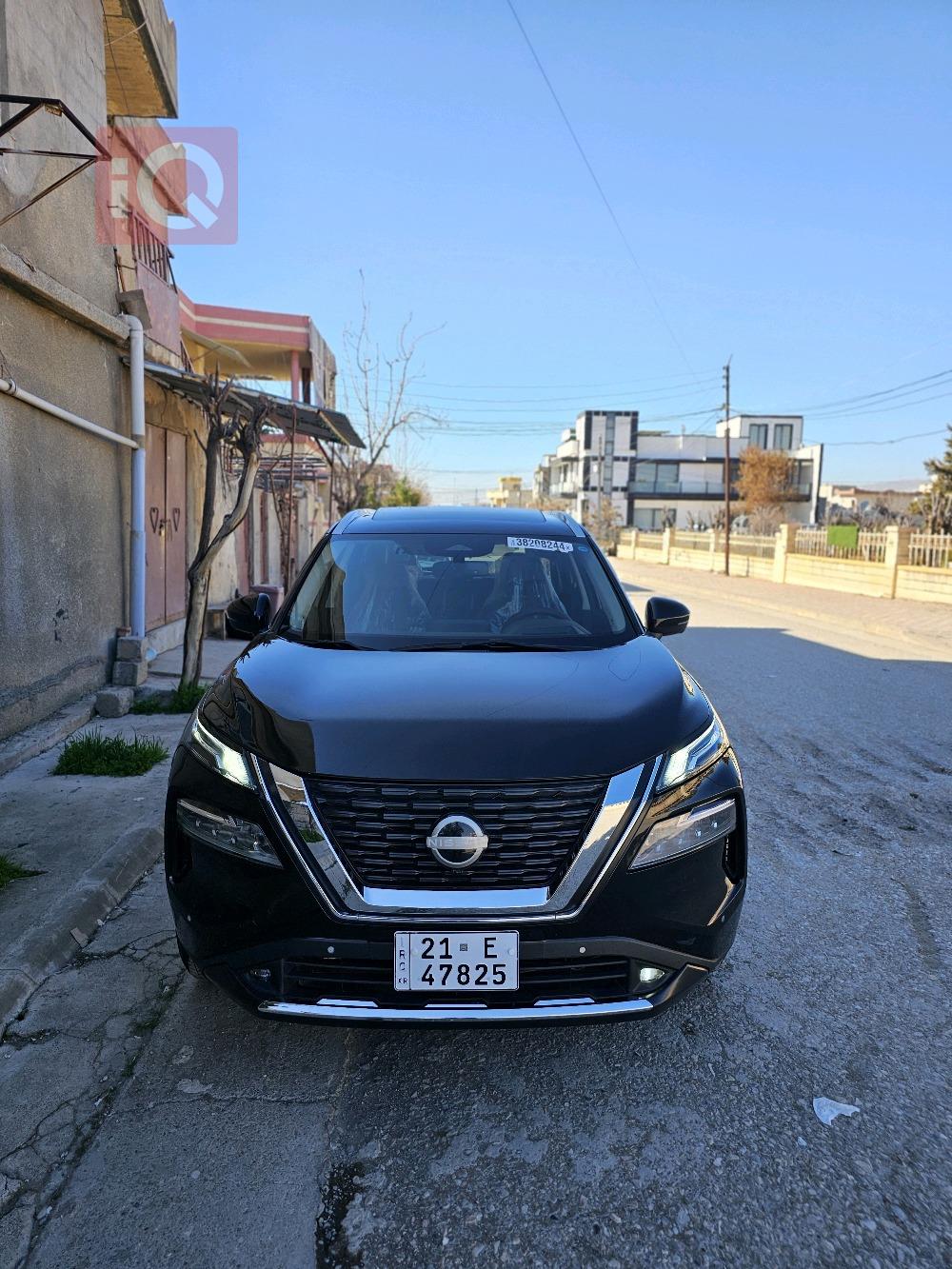 نیسان رۆگ
